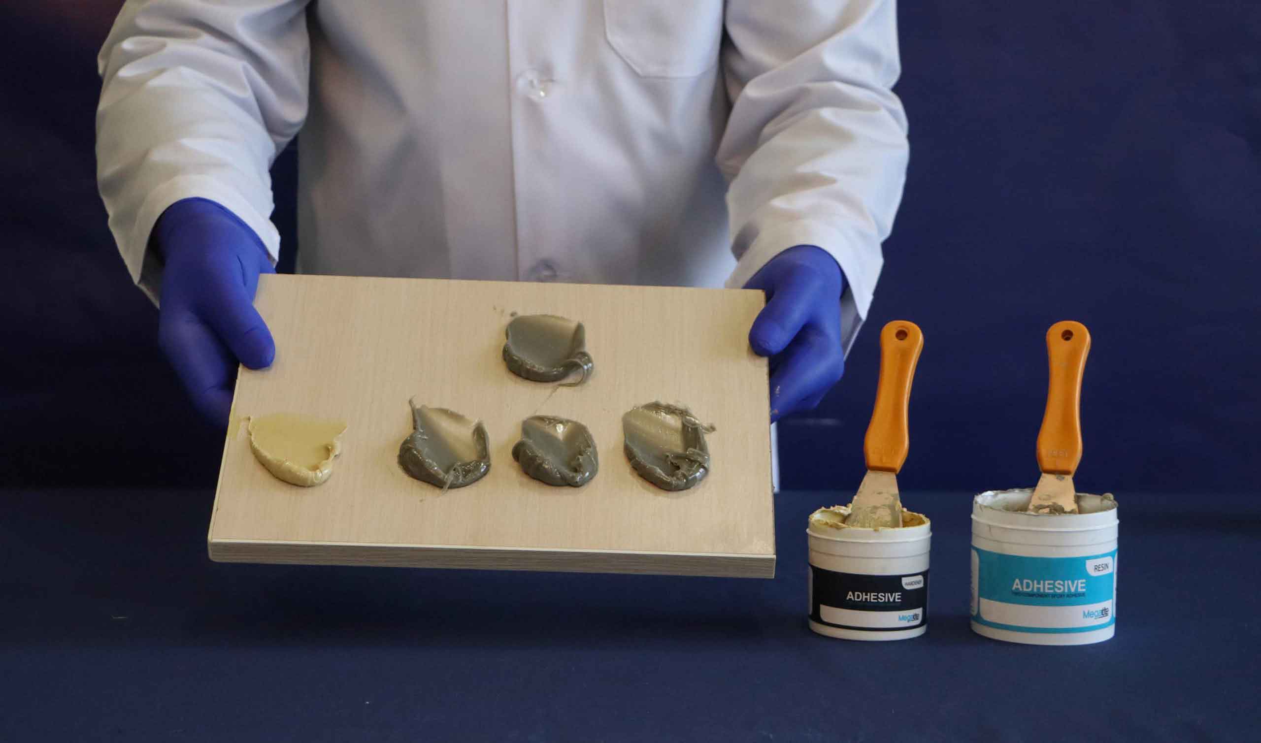 Mixing ratio of Megatite PM epoxy adhesive